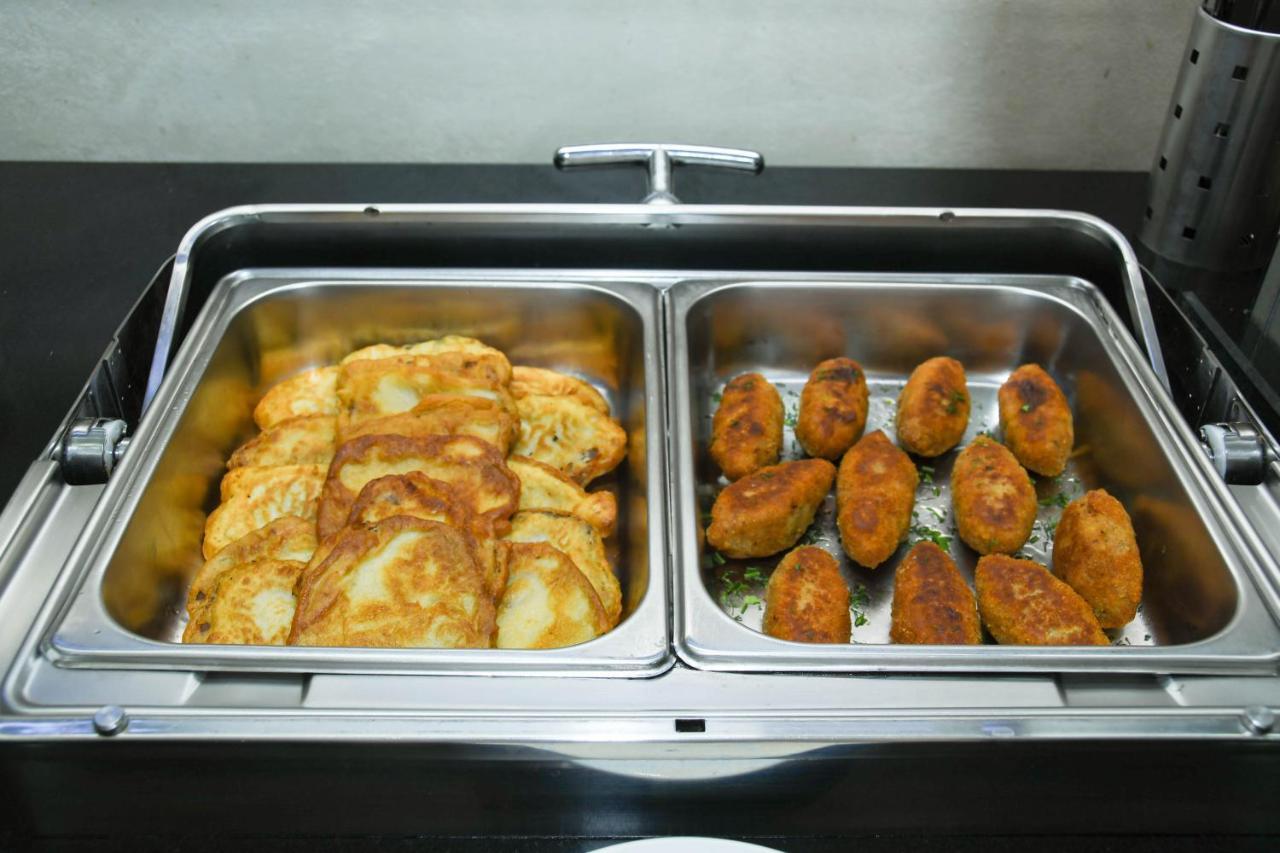 Olympavan Hotel يريفان المظهر الخارجي الصورة