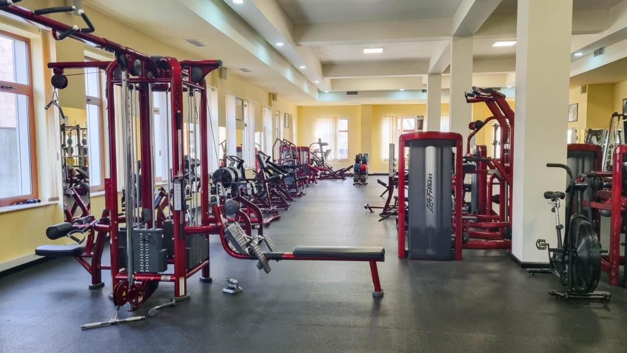 Olympavan Hotel يريفان المظهر الخارجي الصورة