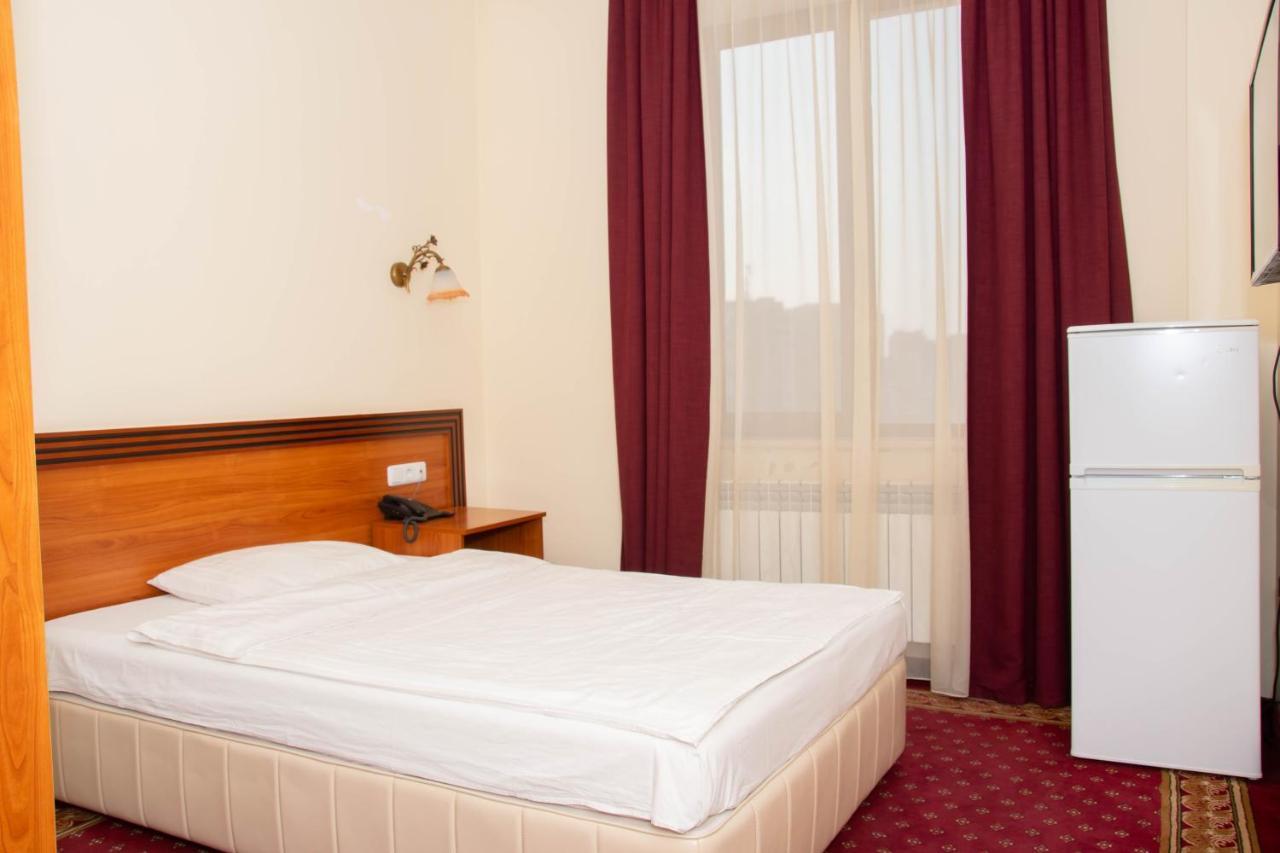 Olympavan Hotel يريفان المظهر الخارجي الصورة